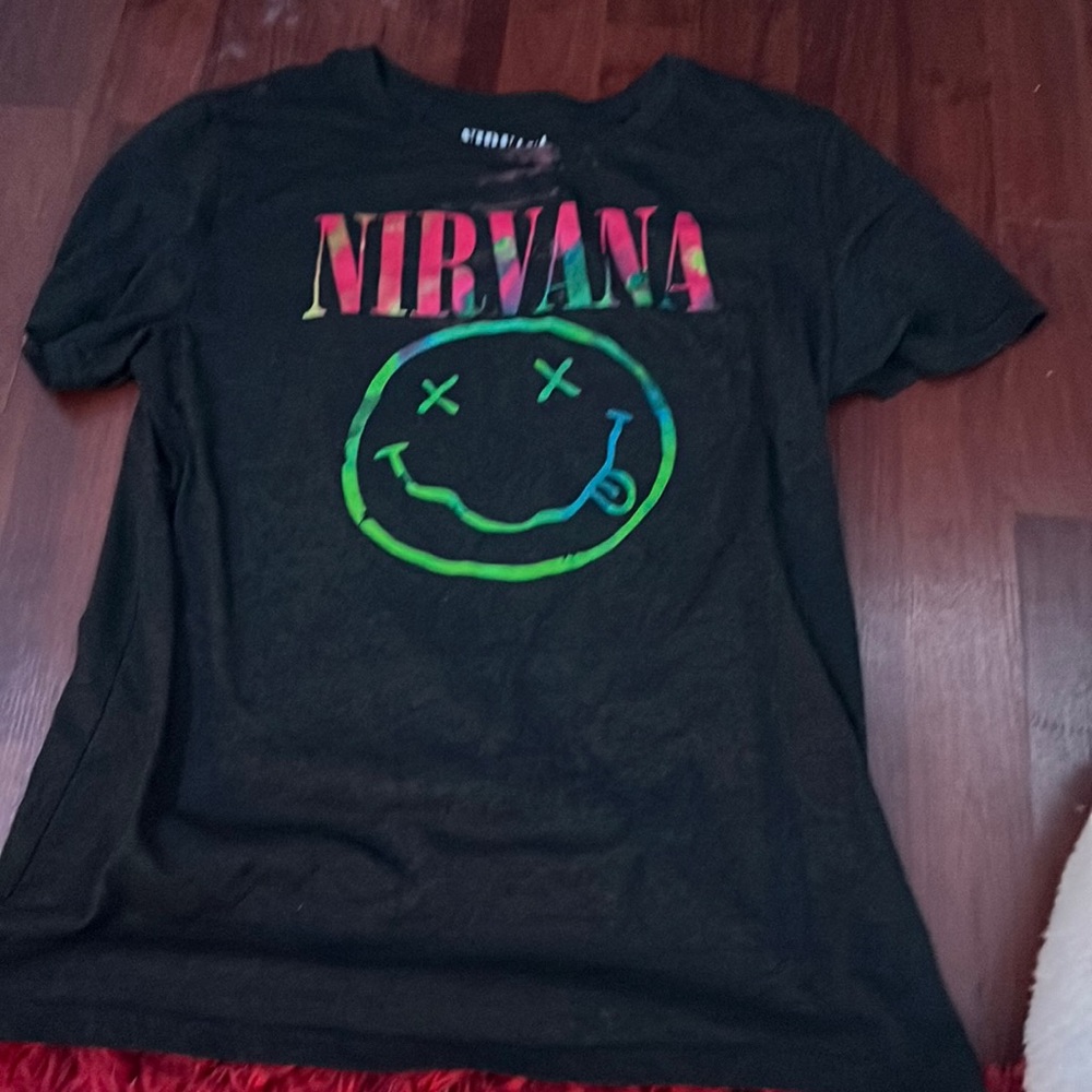 Nirvana tee
